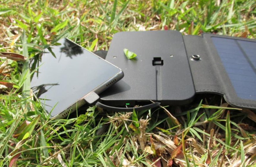 TEKLO Opvouwbare Zonnepaneel– Outdoor Solar Charge